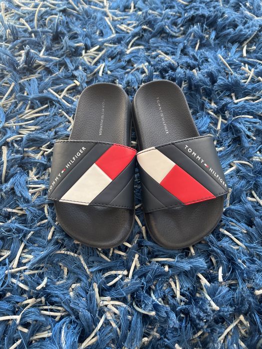 Chinelo Tommy Hilfiger tam 30
