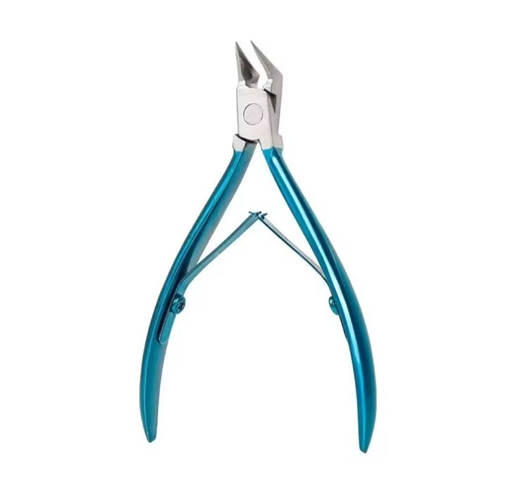 Кусачки для ногтей.