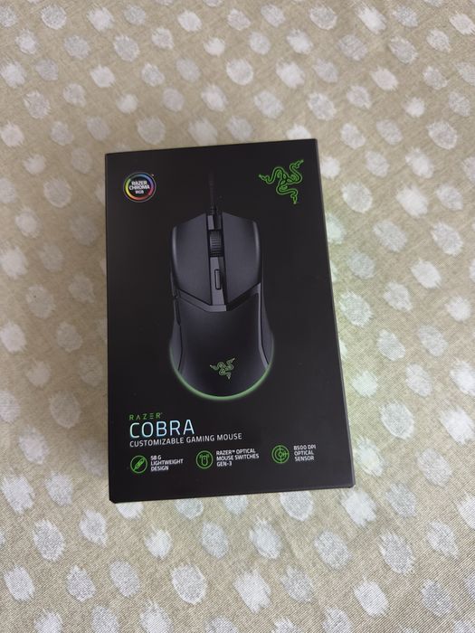 Razer Cobra – rato gaming RGB novo na caixa