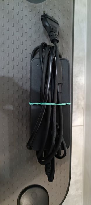 Hulajnogę elektryczna Xiaomi.