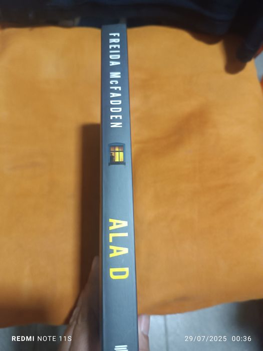 Livro NOVO ALA D da FREIDA McFADDEN autora do Bestseller Mundial a Cri
