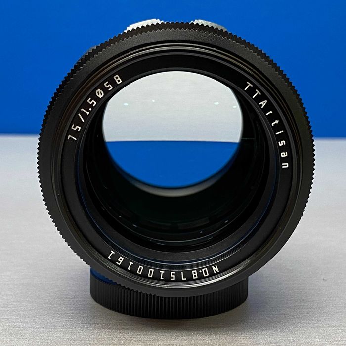 TTArtisan 75mm f/1.5 | Swirly Bokeh | M42