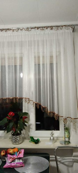 Firanka biała z koralikami