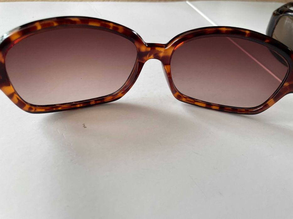 Окуляри жiночі сонцезахисні фірмові легке бу