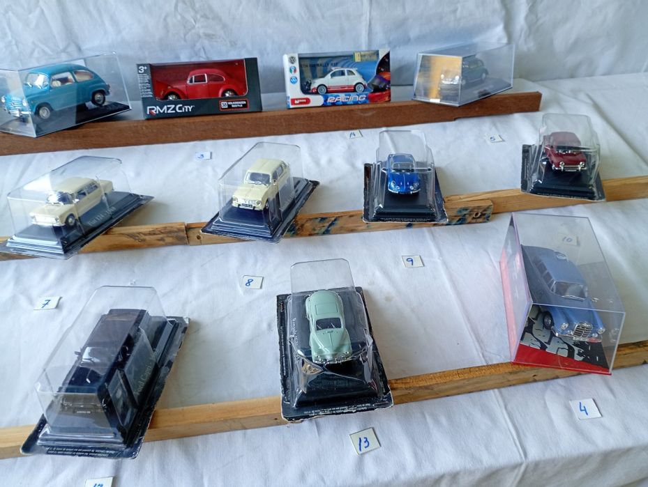 Miniaturas várias escalas e modelos diferentes