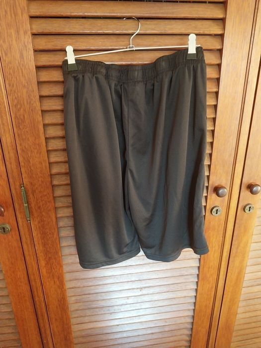 Calções pretos New York