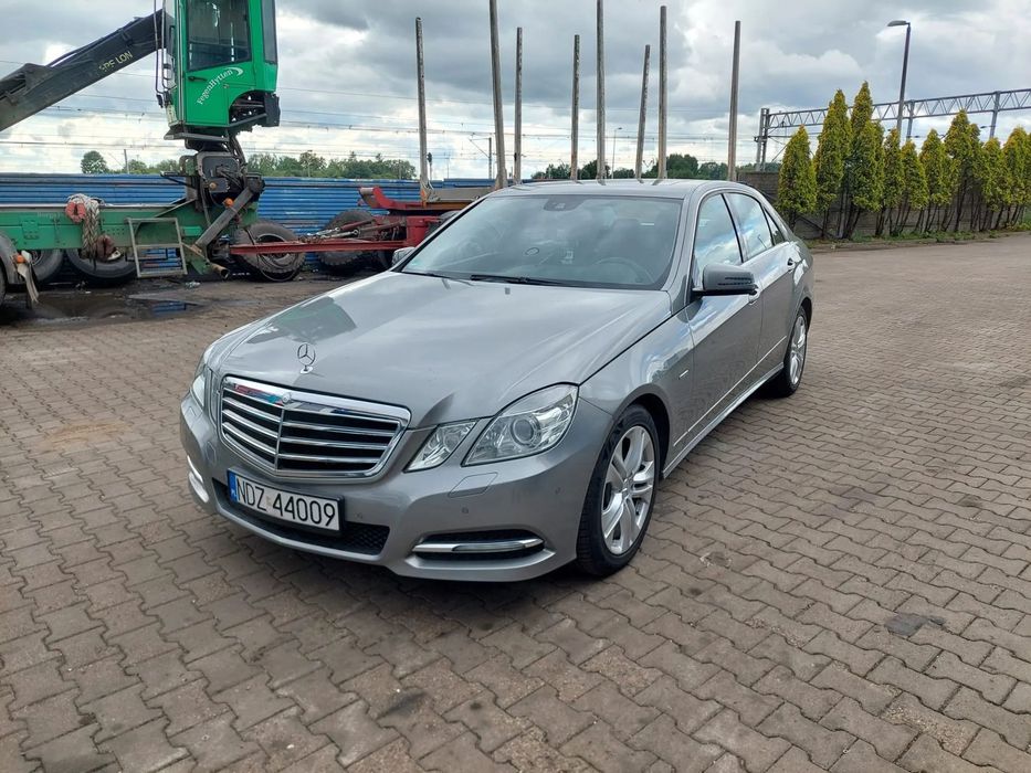 Mercedes-Benz Klasa E Mercedes E klasa