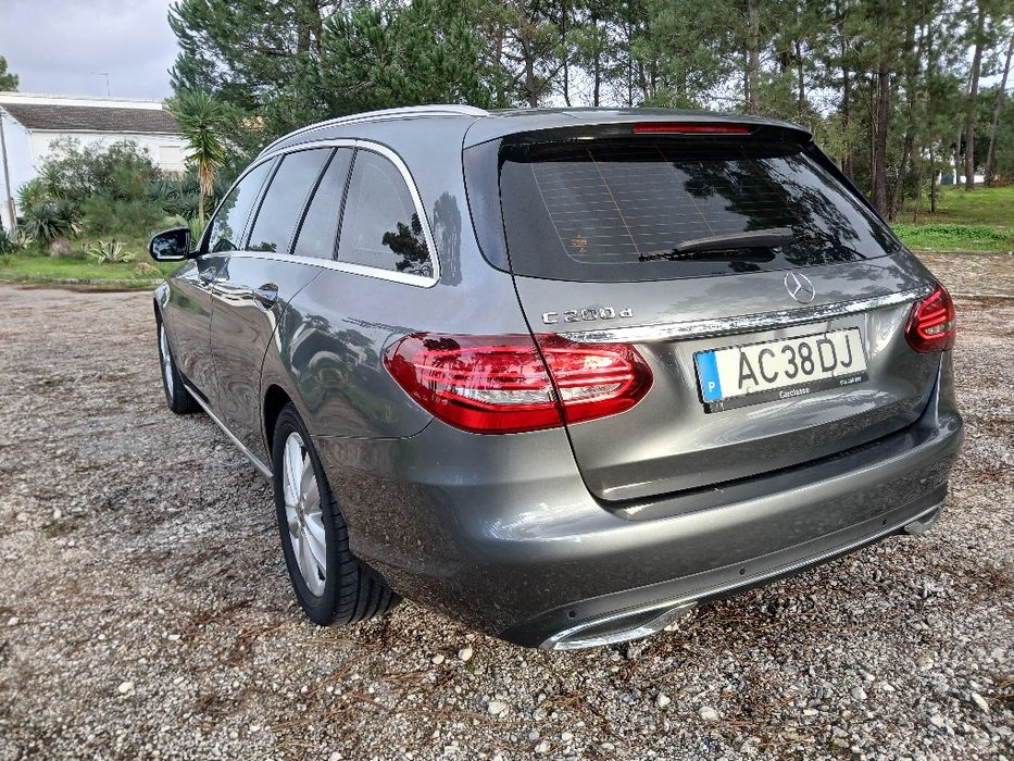 MERCEDES C200 ,AUTO ,9 TRONIC 79.000 KM ,COMO NOVA