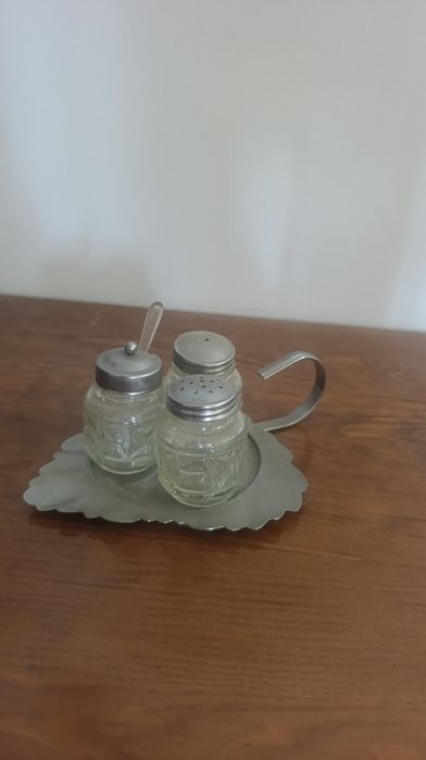 Conjunto Tempero de Mesa Vintage em Vidro e Inox