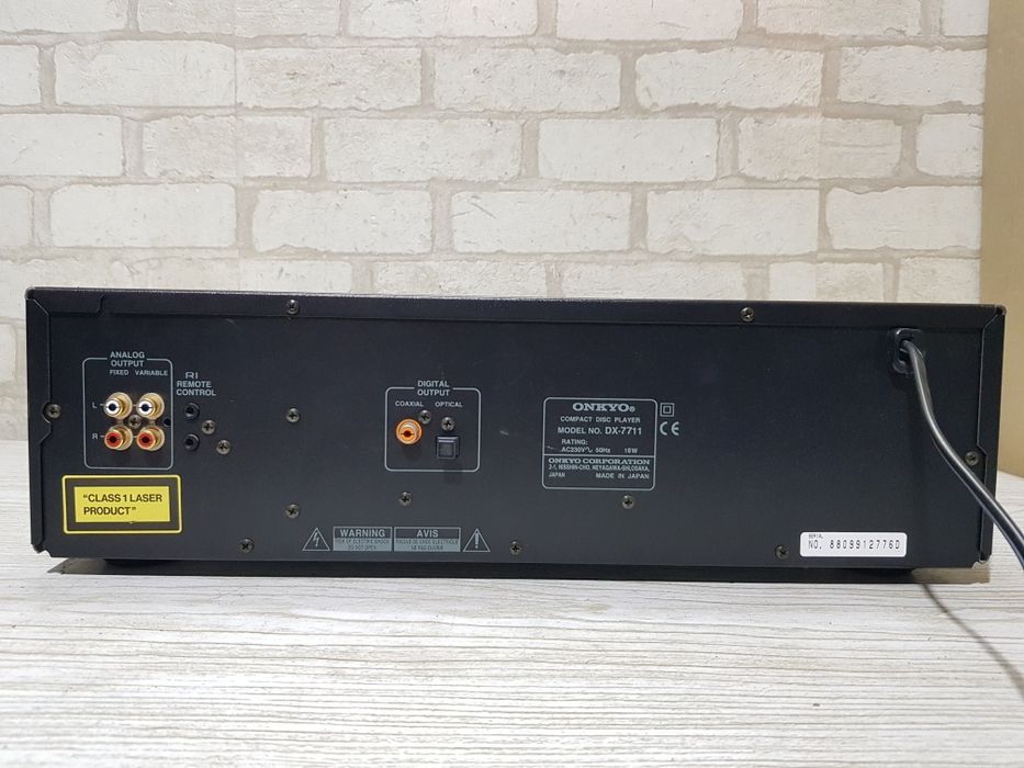 CD програвач/проигрыватель Onkyo DX-7711+1  б/у з Німеччини
