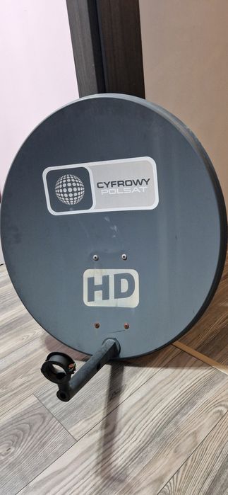 Antena  satelitarna