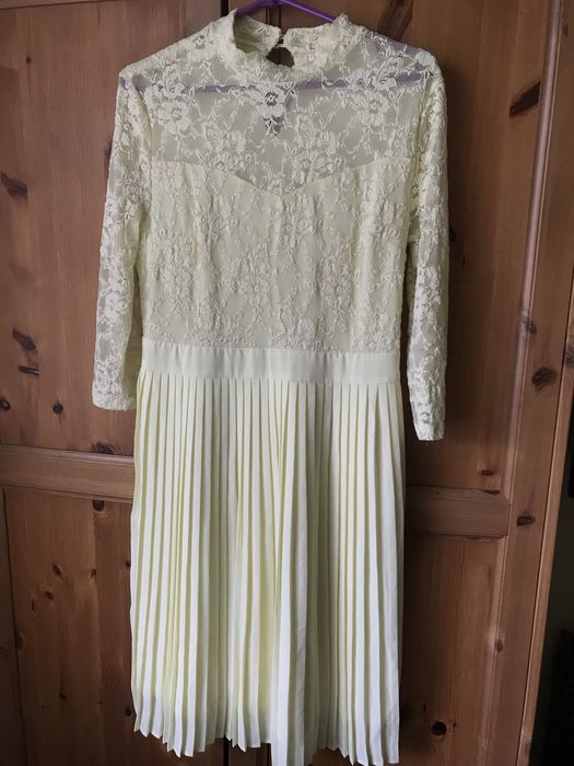 Elegancka sukienka r.M