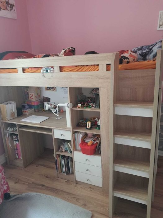 Sprzedam łóżko piętrowe z biurkiem