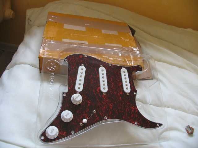 Gitara elektryczna by Fender Mustang Sq. nowa po regulacji
