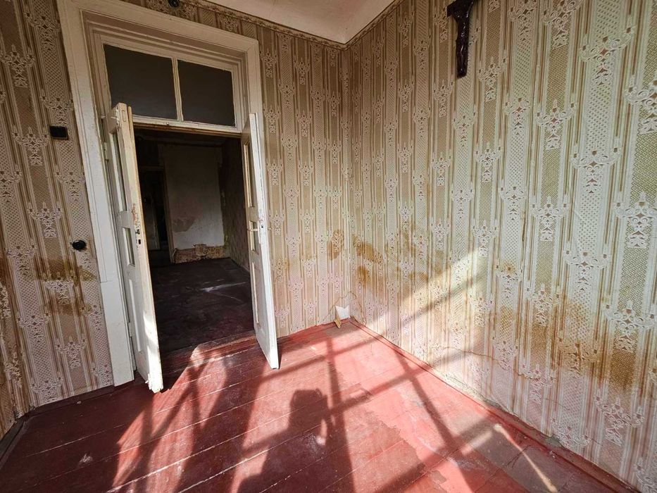 Продаємо частину будинку на Крошні