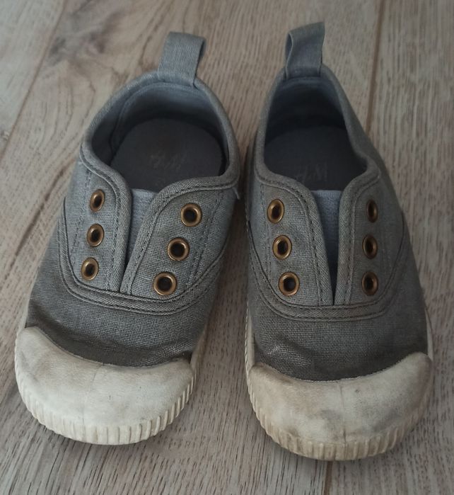 Buty Sandały Trampki chłopięce 22 H&M