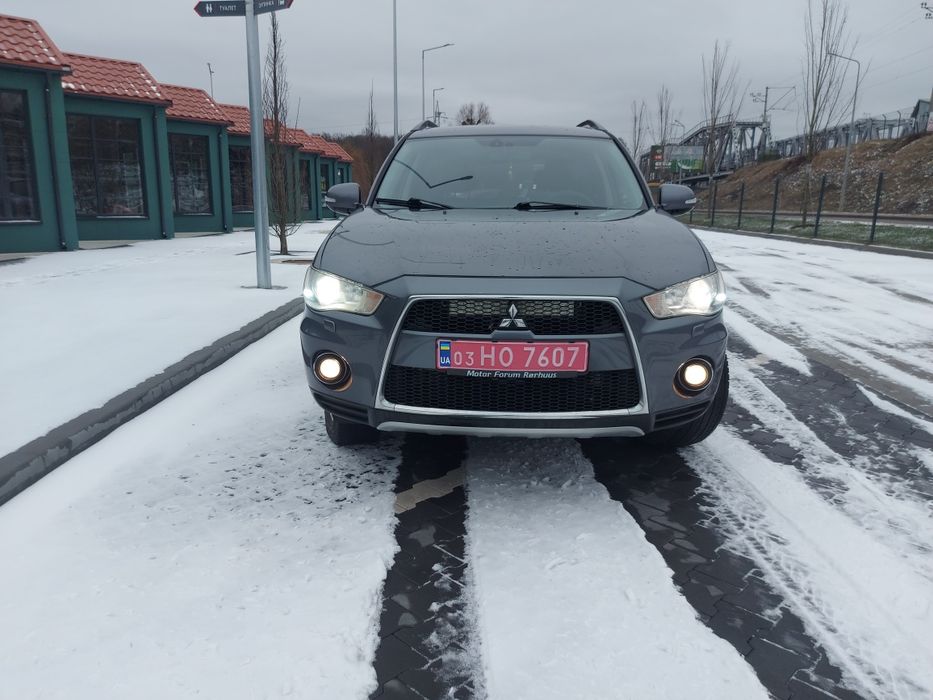 Мітсубіші Аутлендер Outlаnder 2.2D