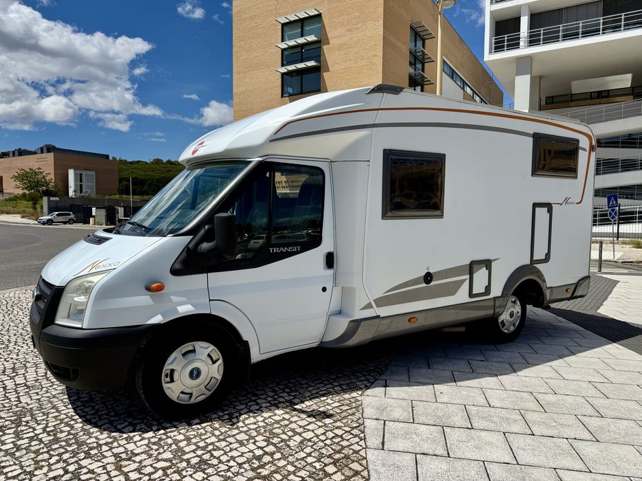 (Reservada)Autocaravana Ford perfilada Burstner Nexxo T620 com AC 2.2 TDCi  140cv ano 2009