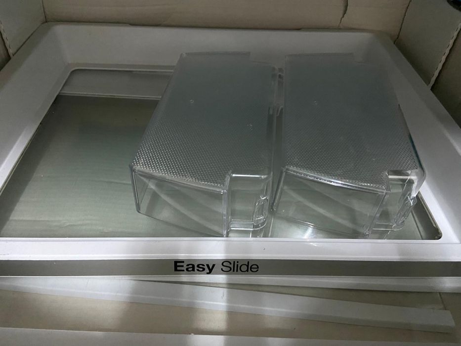 APENAS Prateleiras e gavetas  de frigorifico Samsung