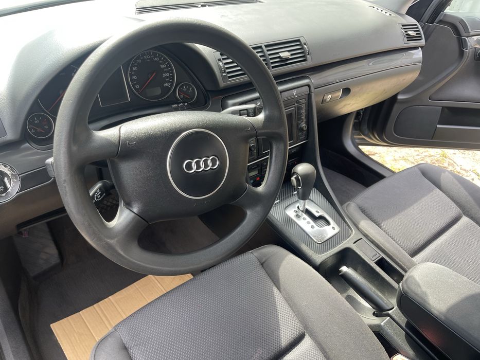 Продам ауді А4 Б6 2.5