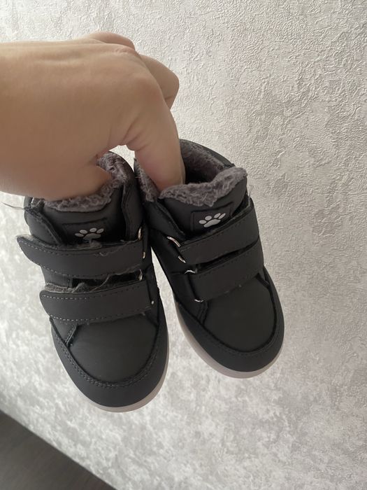 Ботінки дитячі  на меху 13.5 см