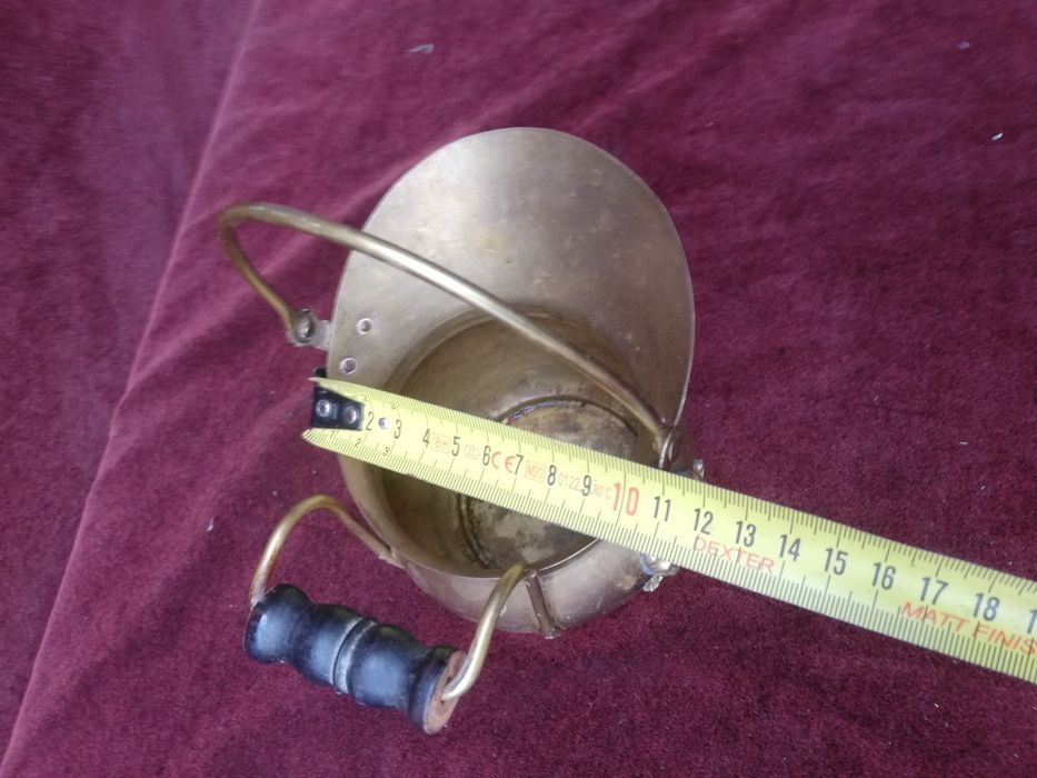 27. Mała weglarka mosiężna