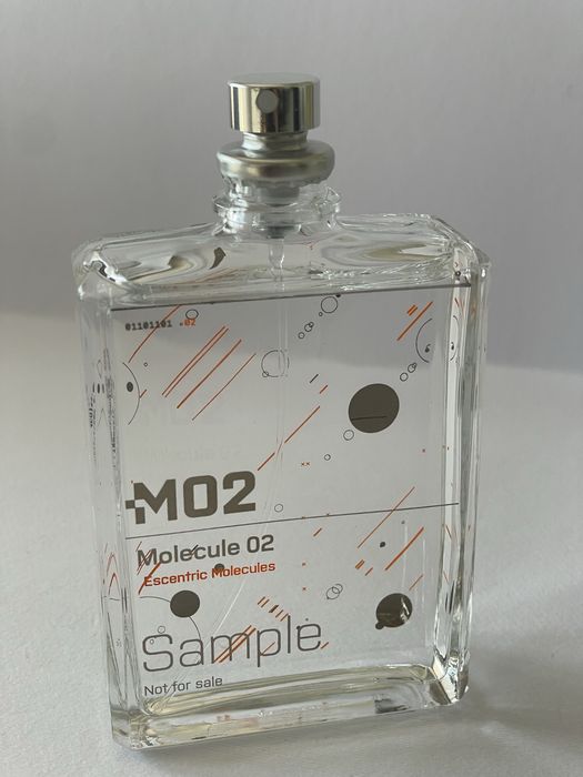 Escentric Molecules Molecule 02 edt , розпив