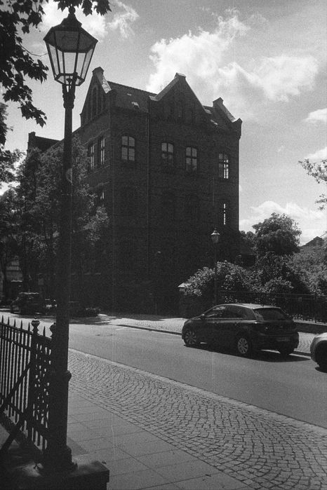 Olympus XA1, Olympus A9M компактна (мильничка) плівкова камера