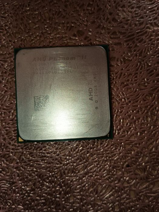 Procesor: AMD Phenom II X4 965 BE