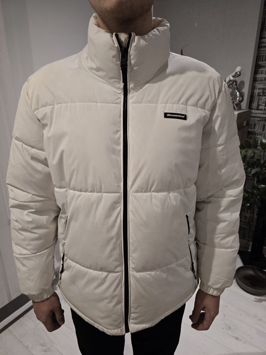 Kurtka zimowa L biała Bershka