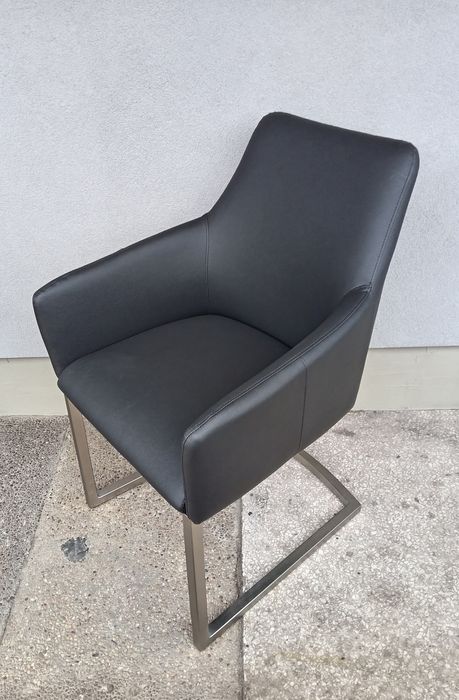 Krzesła tapicerowane czarne 6 sztuk