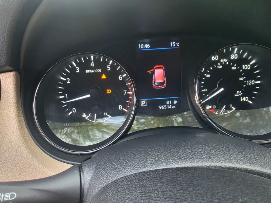 Продам Nissan Rogue