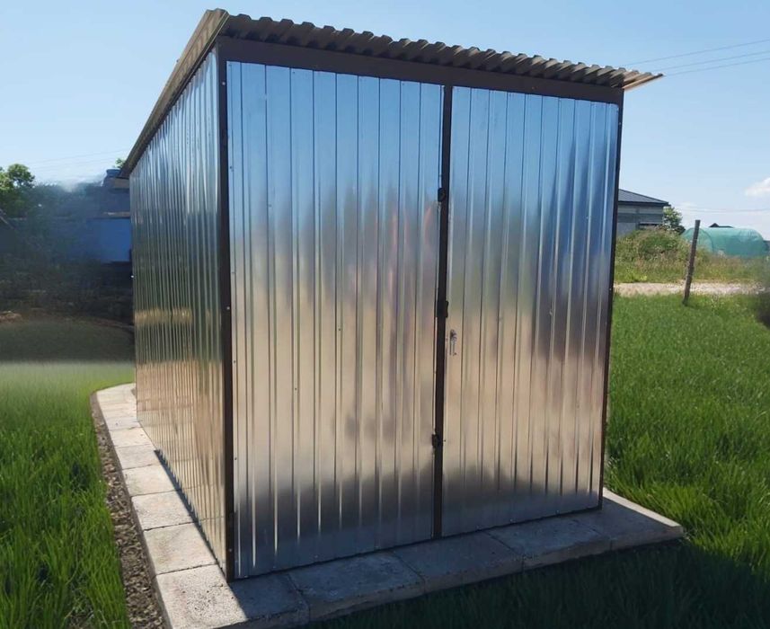 Garaż Blaszak Schowek na budowę Garaż blaszany Budowa Garaże PRODUCENT