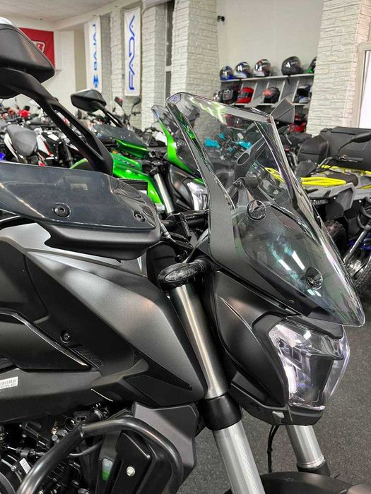 Мотоцикл Bajaj Dominar 400