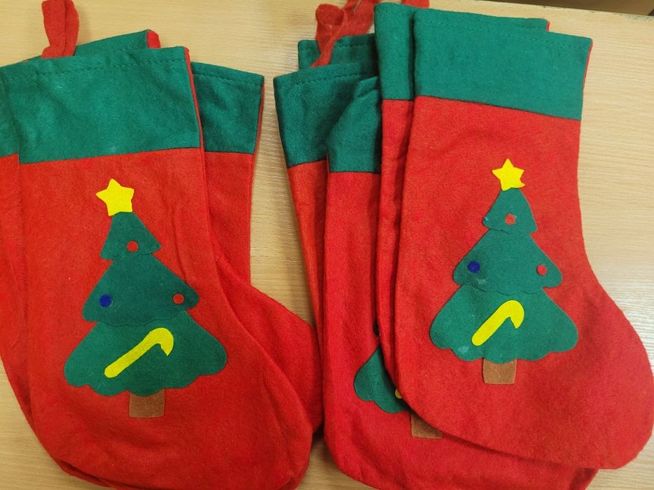 Подарункові чобітки на Новий рік