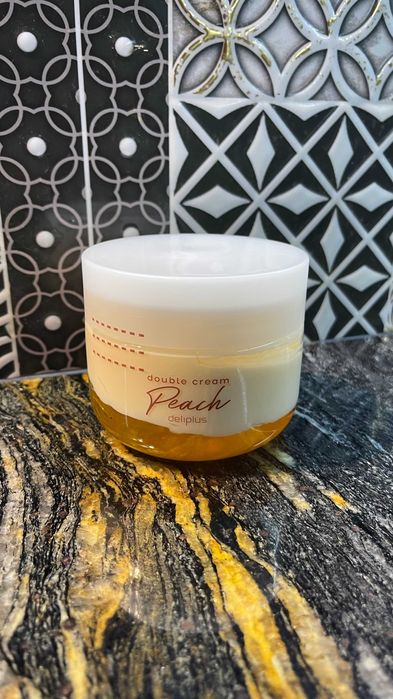 Dwufazowy Krem do Ciała 300ml .  Double Cream Peach Deliplus