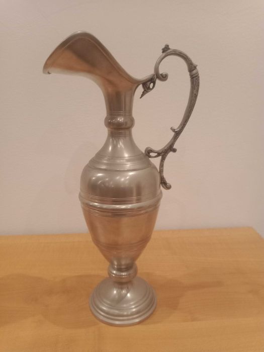 Jarra em Estanho puro - Decorativa