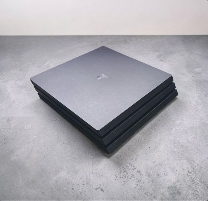 Продам Ps 4 Pro 1TB