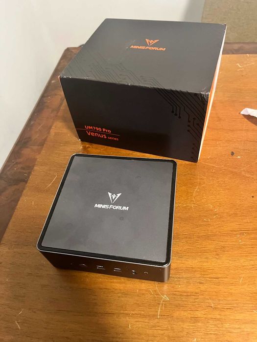 Minisforum UM790 PRO (Ryzen 9, 32GB Ram, 1TB Ssd)