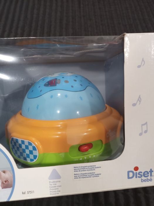 Brinquedo bebé Luz e Som ambiente