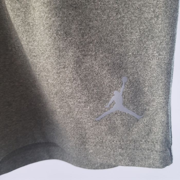 Nowy z metkami- zestaw sportowy Nike Jordan 2-3 lata
