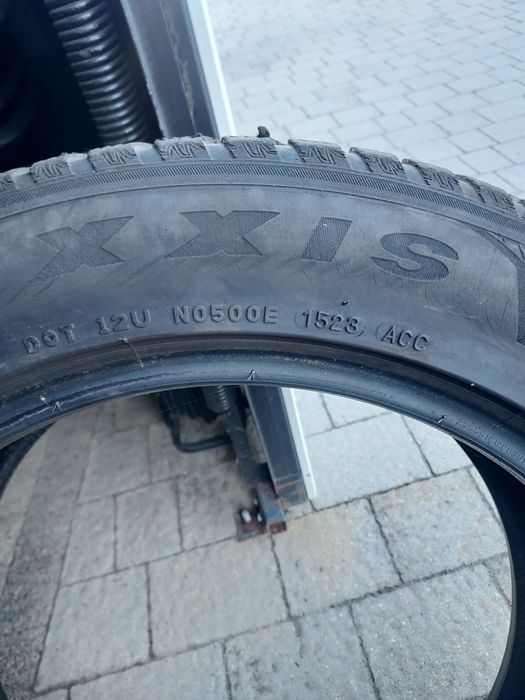 Sprzedam opony zimowe 18stki do SUV