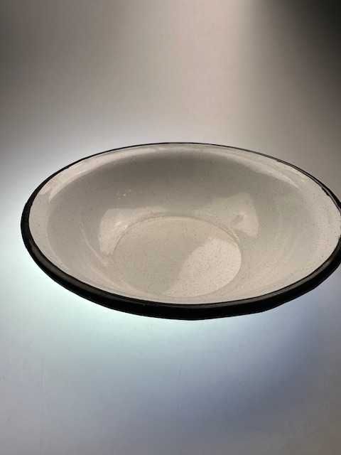 Miski emaliowane PRL 2 szt śred 20 cm