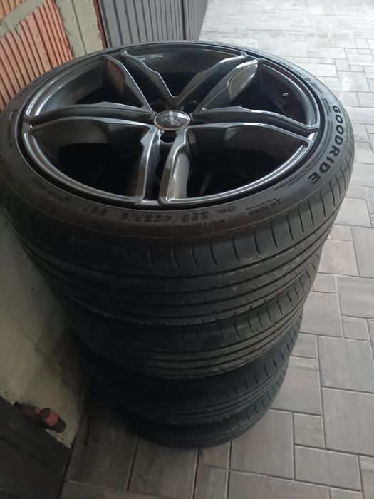 Felgi 19 5x112 Audi plus opony