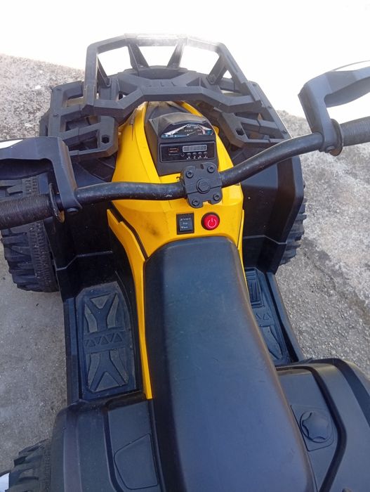 Vendo bicicleta e moto 4 criança