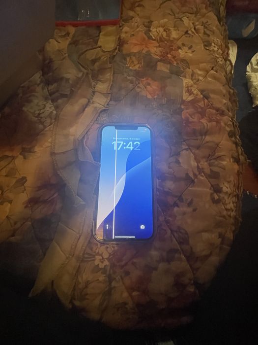 Продам 12 про макс