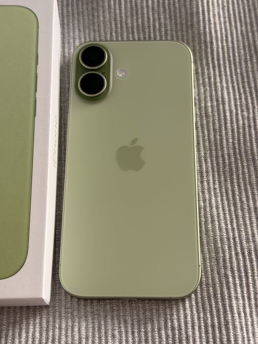 Iphone 17/256 Sage