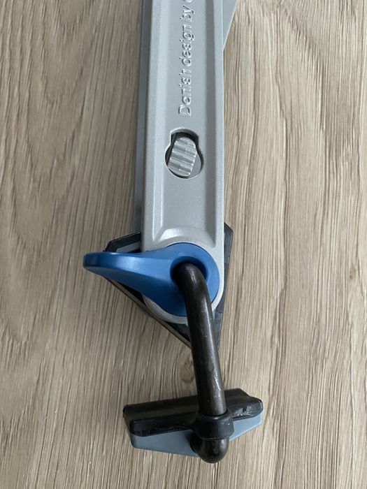 Napinacz stelaza przedsionka isabella