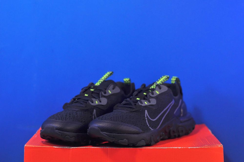 Кросівки Nike React Vision, V2K Run White оригінал