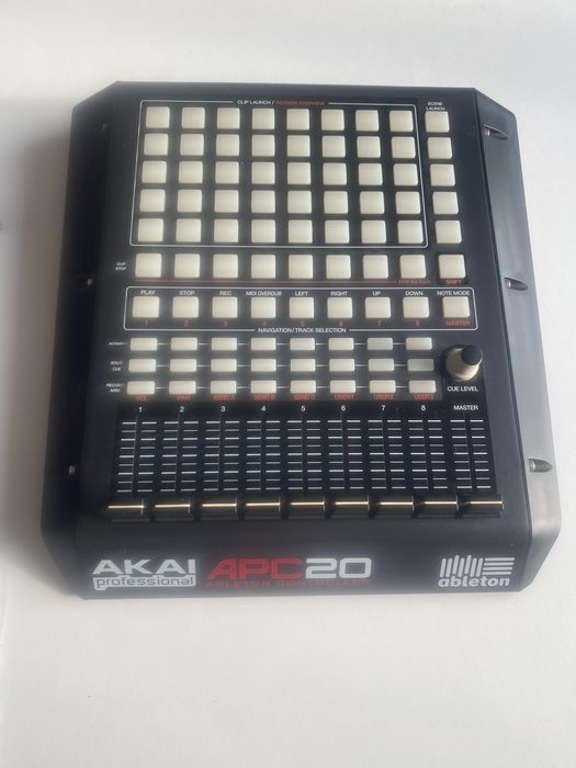 Akai APC 20 (MIDI Controller)